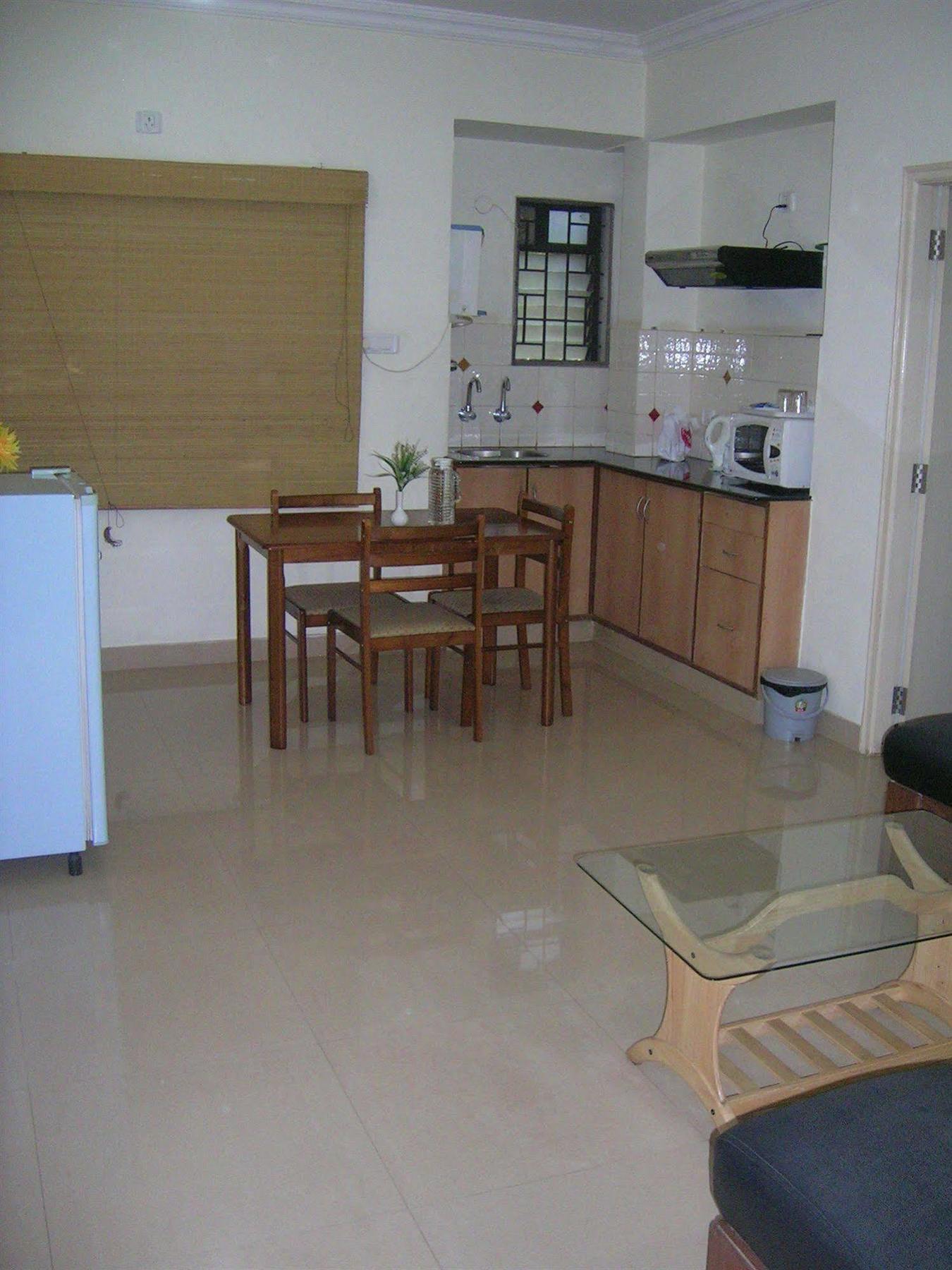 Oyo 5934 Lokaz Otel Bangalore Dış mekan fotoğraf