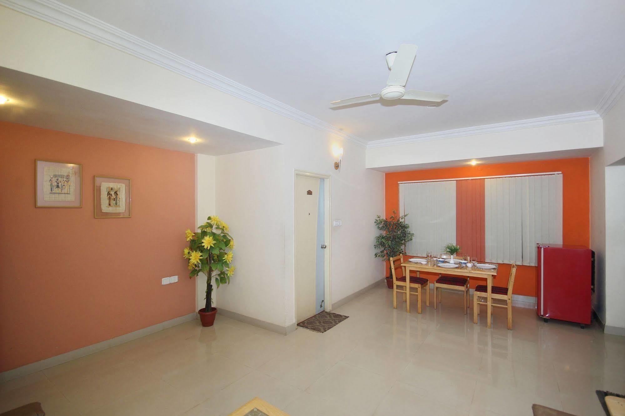 Oyo 5934 Lokaz Otel Bangalore Dış mekan fotoğraf