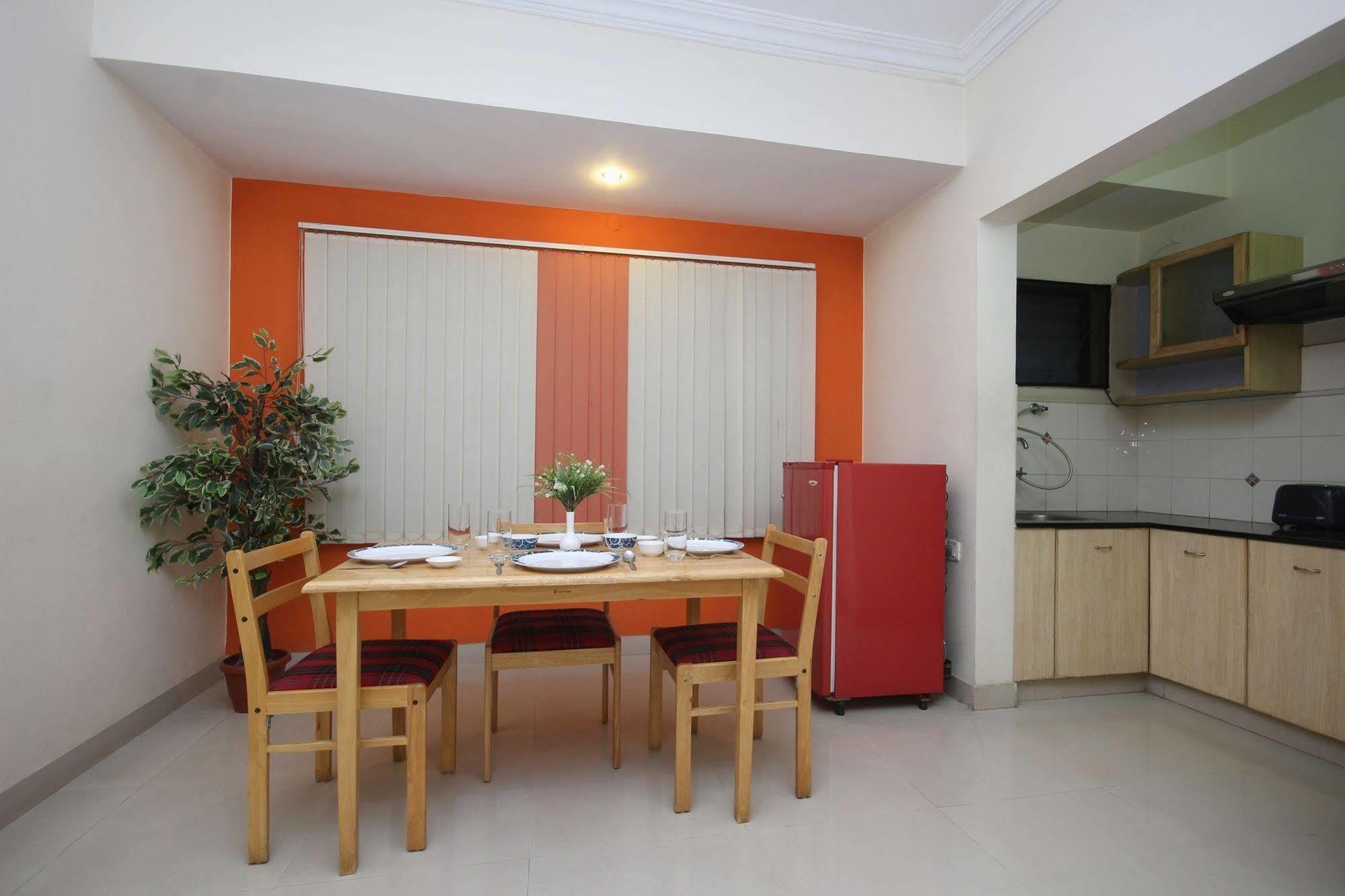Oyo 5934 Lokaz Otel Bangalore Dış mekan fotoğraf