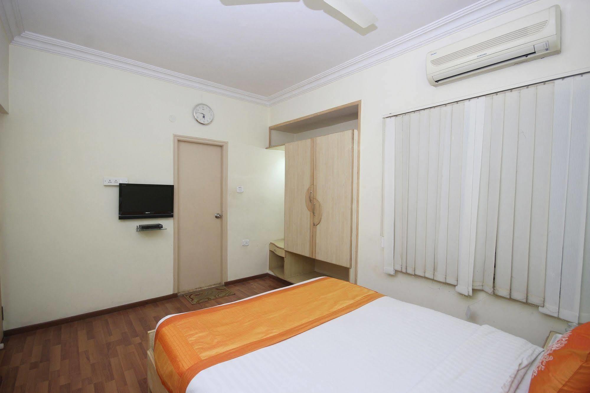 Oyo 5934 Lokaz Otel Bangalore Dış mekan fotoğraf